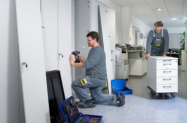 Montage Regale bei Umzug